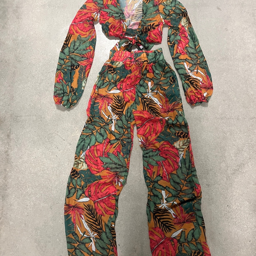 PrettyLittleThing Tropical Two-Piece Swim Cover-Up Set